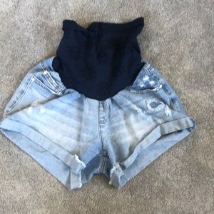 Jessica Simpson Maternity Shorts